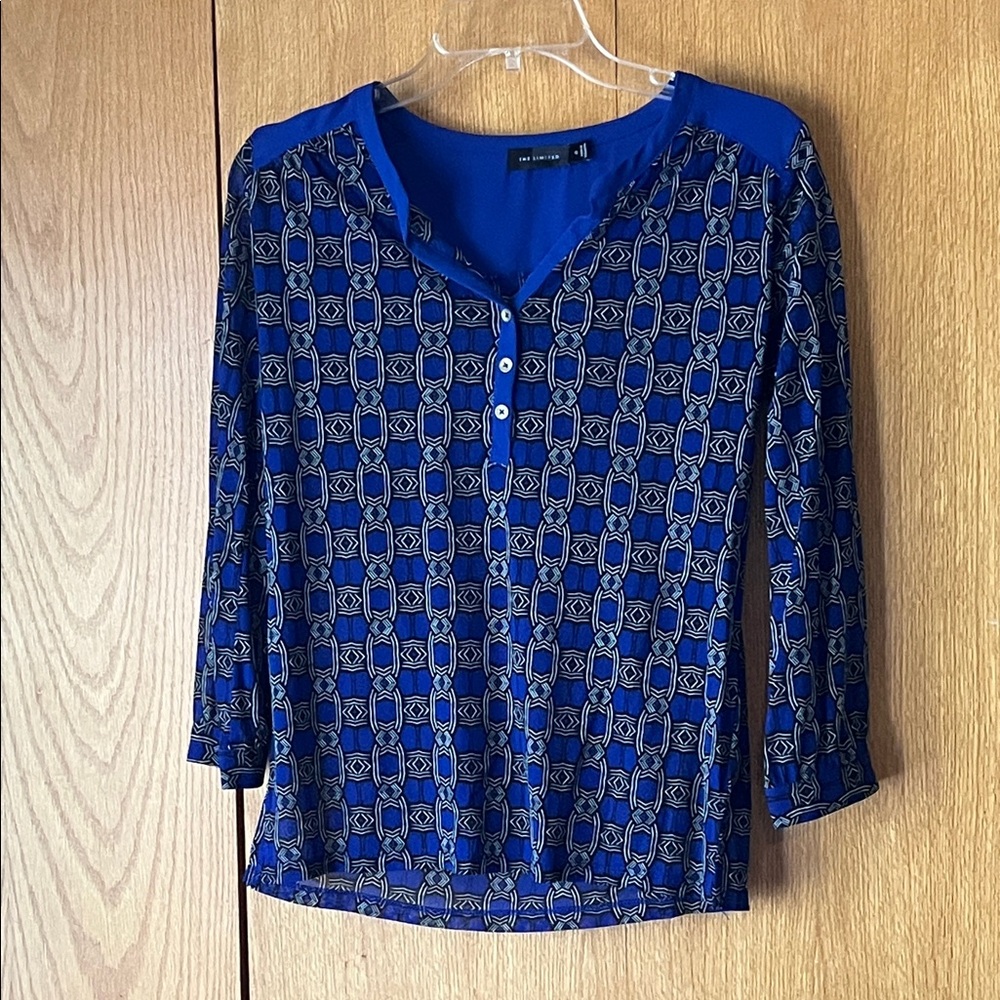 The Limited SMALL sheer nylon Blue Geometric Henley Blouse top tunic shirt EUC